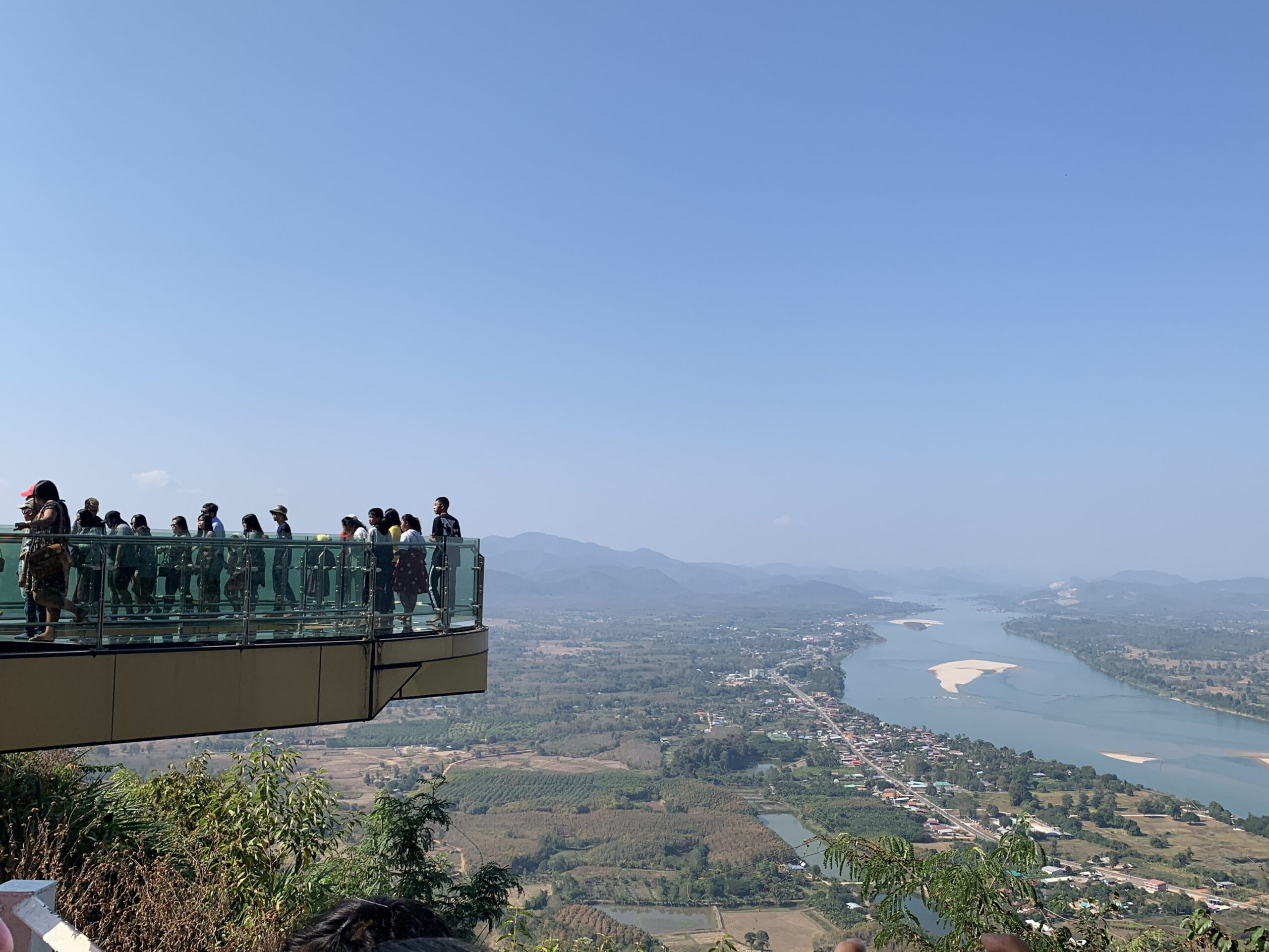 【タイ赴任10年間の軌跡】メコン川の壮大な景色を一望できるタイ初のスカイウォーク！(タイ再北部ノンカイ）